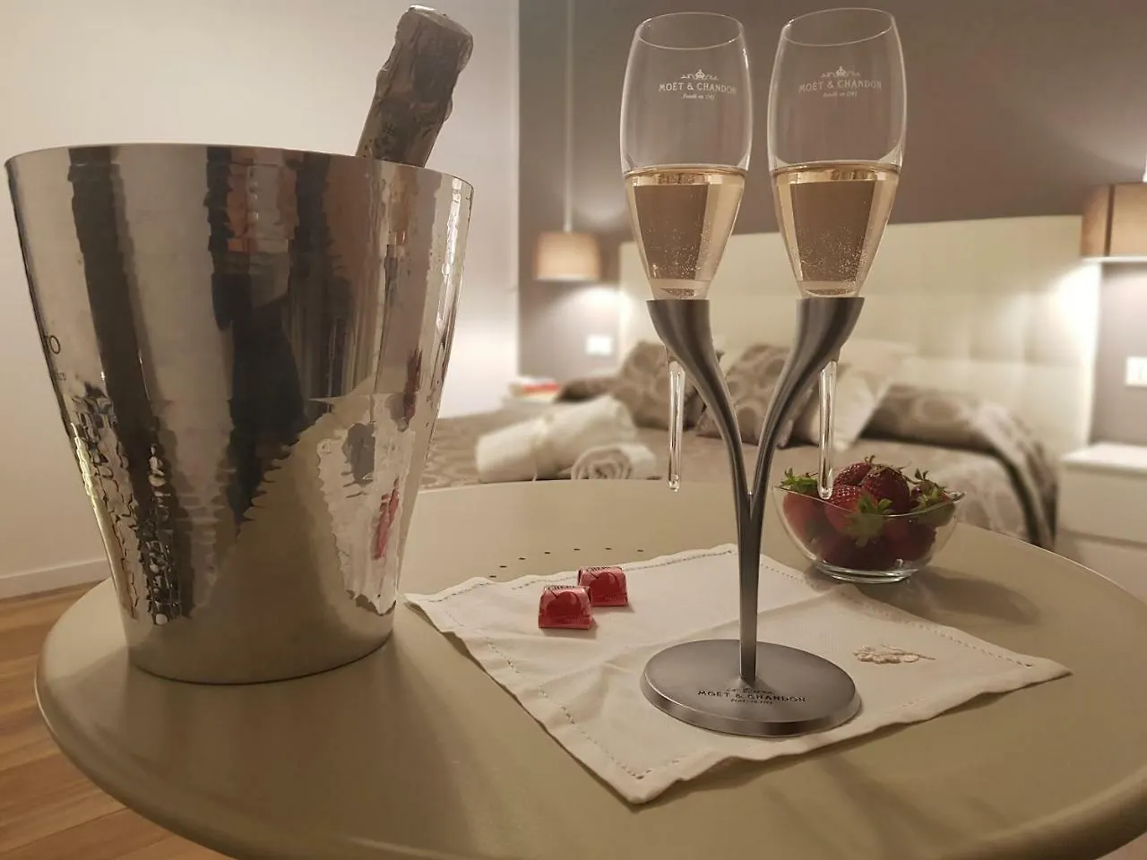 Bed & Breakfast Gocce Di Girgenti - Comfort Suites Agrigento